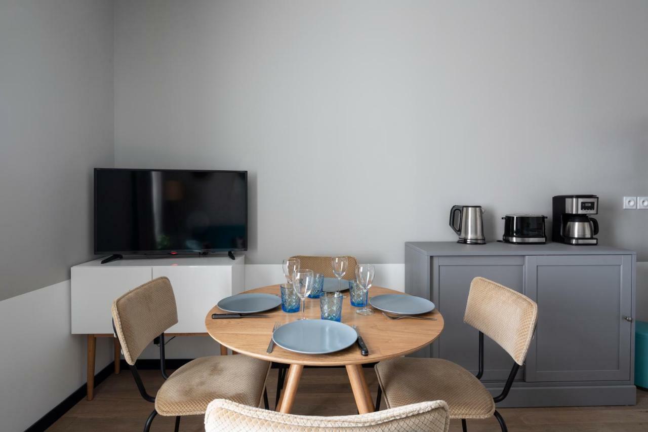 Joli T2, Gare, Intra-muros&plage à Proximité Apartamento *